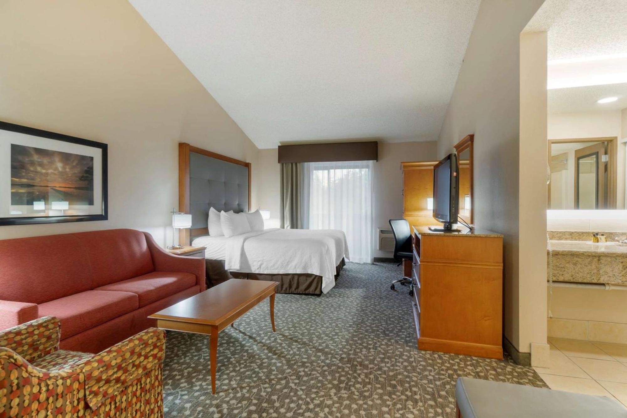 Best Western Plus Oak Harbor Hotel And Conference Center Exterior photo